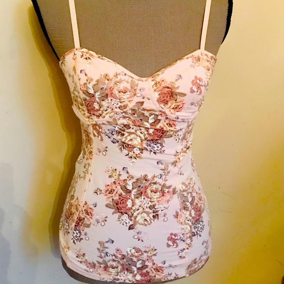 Talula blouse from Aritzia - Picture 1 of 3